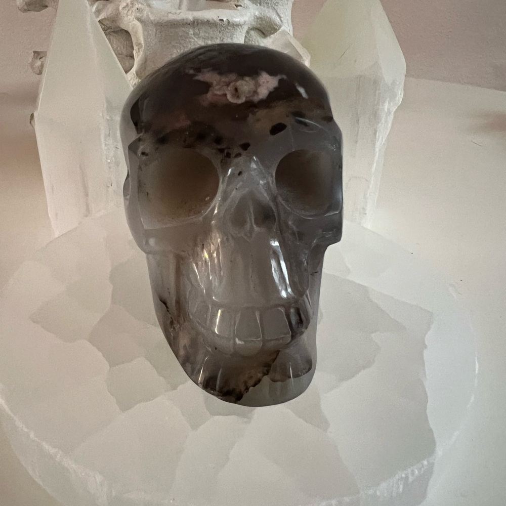 Large Flower Agate Crystal Skull Carving – Dark Sakura Agate